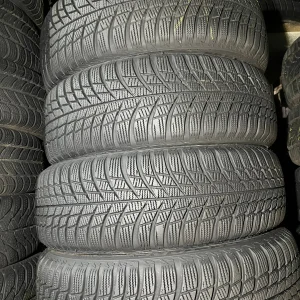 Комплект зимових шин 175/65/14 Bridgestone
