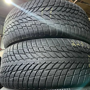 Пара зимових шин 225/50/17 Nokian