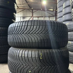 Пара всесезонних шин 215/55/17 Michelin
