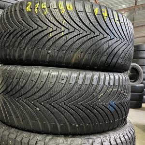 Пара всесезонних шин 215/50/17 Kumho
