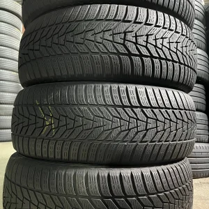 Комплект зимових шин 255/60/18 Hankook