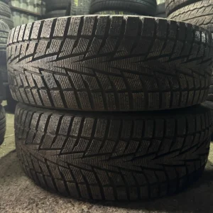 Пара зимових шин 255/65/17 Hankook