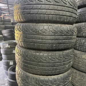 Комплект зимових шин 225/60/17 Pirelli