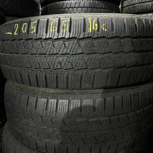 Пара зимових шин 205/65/16C Maxxis