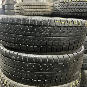 Пара зимових шин 195/75/16C Hankook