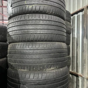 Комплект зимових шин 225/40/18 Vredestein