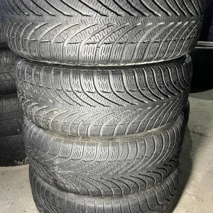Комплект зимових шин 215/55/16 BFGoodrich