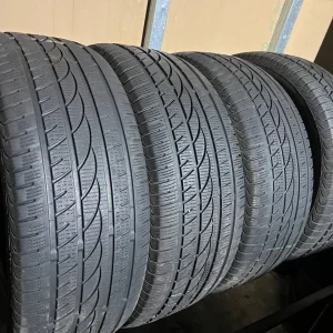 Пара зимових шин 235/55/18 Royal Black