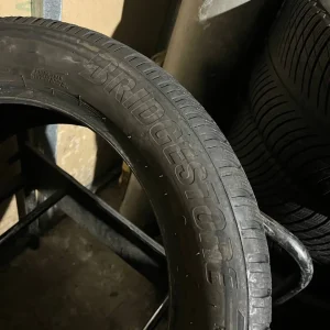 Пара зимових шин 235/55/19 Bridgestone