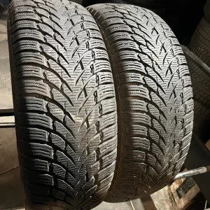 Пара зимових шин 215/65/16 Nokian
